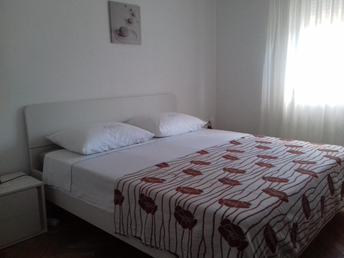 Apartment Dragan Pula Ngoại thất bức ảnh
