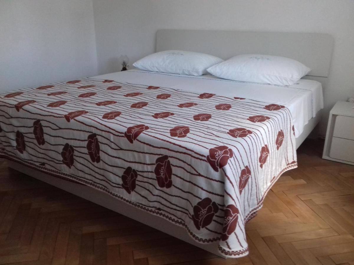 Apartment Dragan Pula Ngoại thất bức ảnh